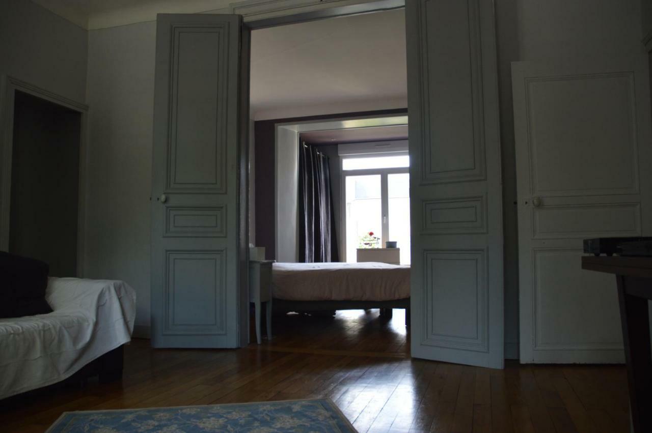 Chambre d'Hôtes Les Ecuries Le Mans Exterior foto