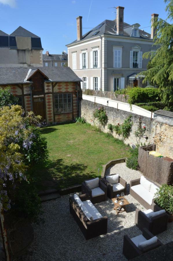 Chambre d'Hôtes Les Ecuries Le Mans Exterior foto