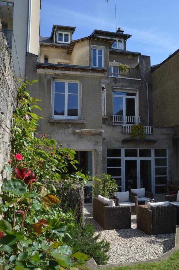 Chambre d'Hôtes Les Ecuries Le Mans Exterior foto